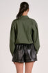NO COLLAR NECESSARY TOP
